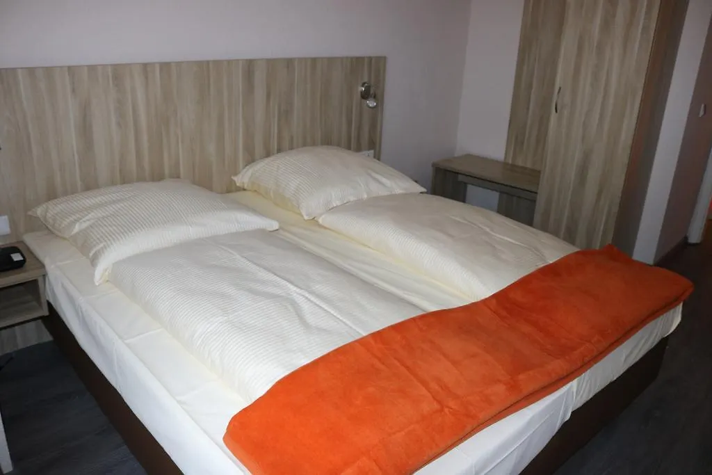 Hotel Paris Дюссельдорф