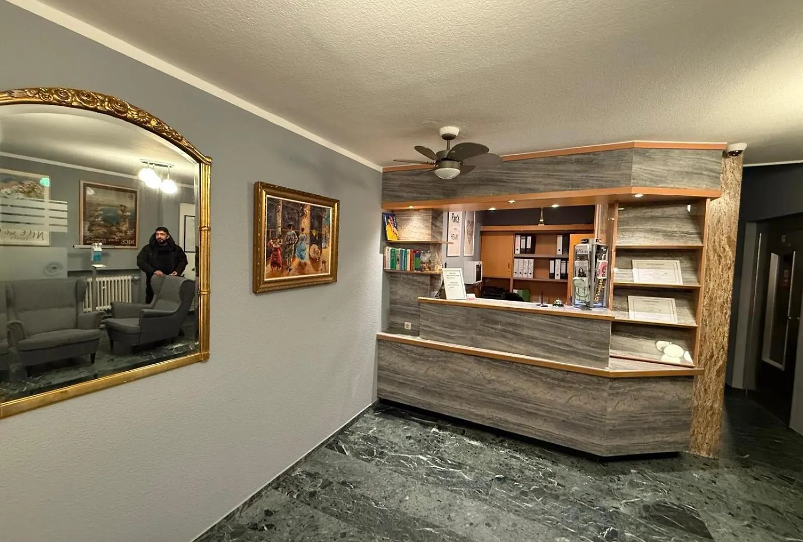 Hotel Paris Düsseldorf
