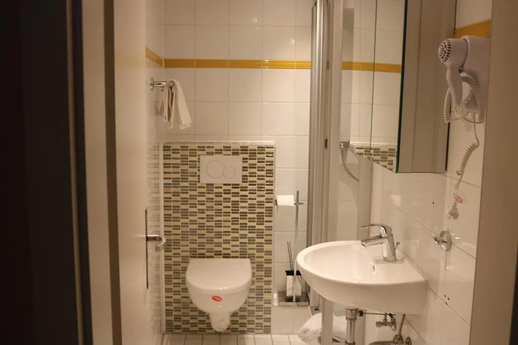 Hotel Paris Düsseldorf