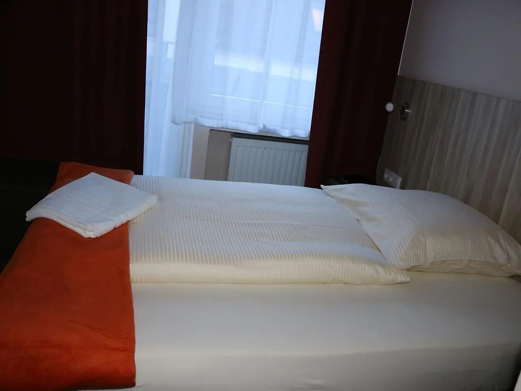 Hotel Paris Düsseldorf