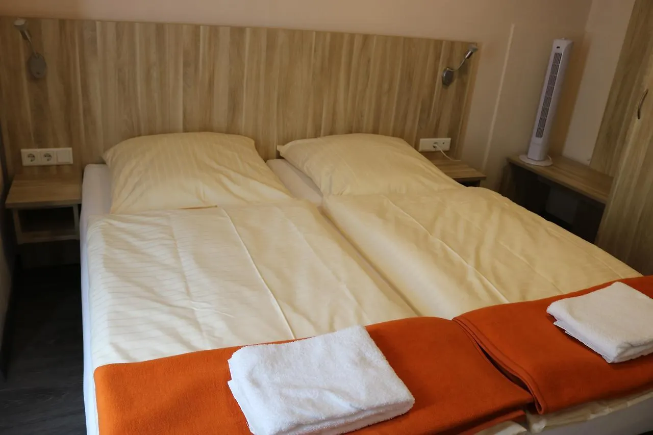 Hotel Paris Düsseldorf