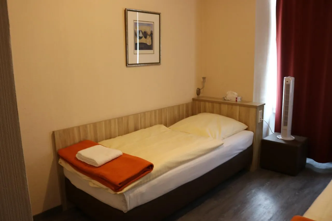 Hotel Paris Düsseldorf